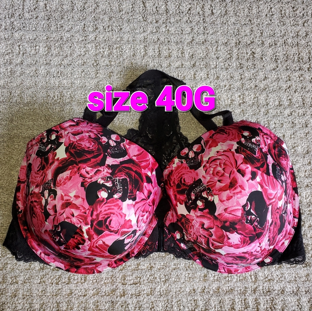 Torrid Curve Bra size 40G with Roses and Skulls